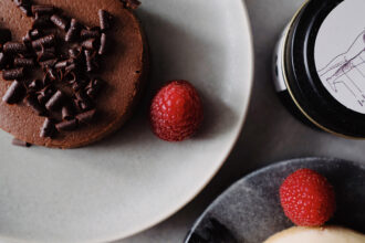 Torta cioccolato e lamponi